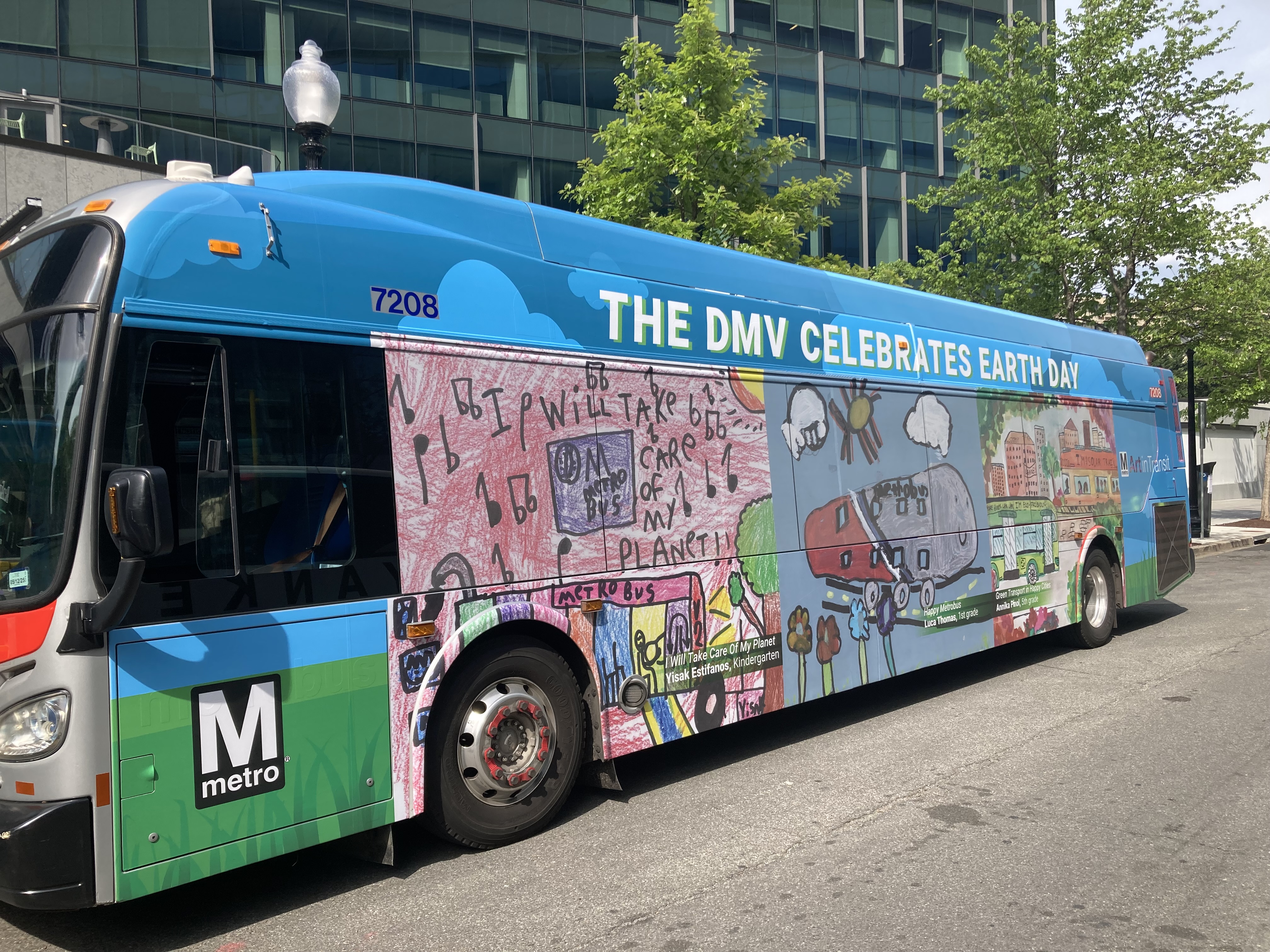Earth Day Metrobus