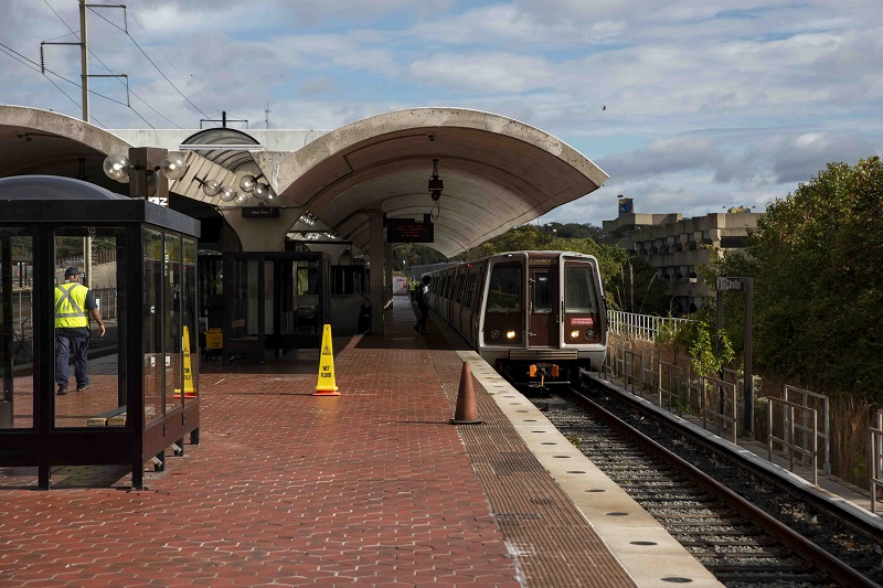 New Carrollton Station’s platform will be reconstructed, and customer experience improvements will be installed to modernize the station in summer 2022. Pictured at New Carrollton Station, fall 2021.